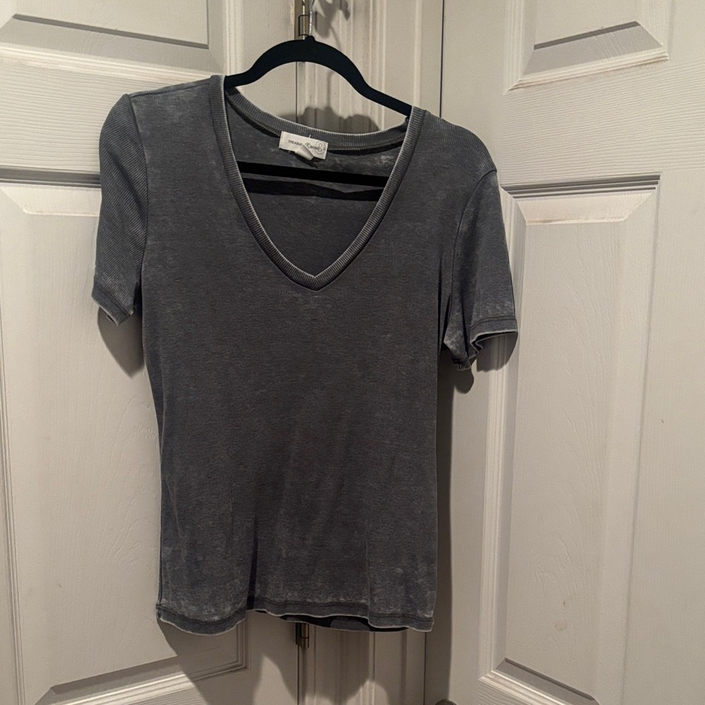 Treasure & Bond Charcoal V-Neck Short Sleeve Tee